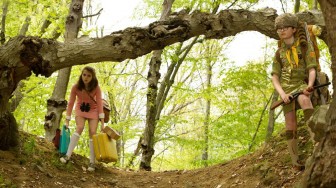 clips and trailers: Moonrise Kingdom (2012)