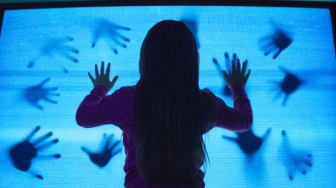 clips and trailers: Poltergeist (2015)